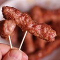Damir je krenuo od nule, danas ga zovu "kraljem ćevapa": Evo kako mu je to uspelo