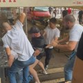 SNS redari prebili građane u Užicu, Miletić: Policija reagovala u poslednjem momentu