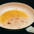 Ne morate da bacate ulje nakon jednog prženja: Evo koliko puta možete da ga koristite!