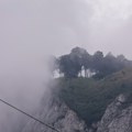 Upaljeni alarmi; Spremite se za uragan