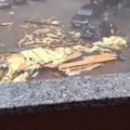 Krov se obrušio tokom nevremena, reakcija nema! Nadležni na ova pitanja moraju da odgovore