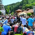 Tradicionalno presvlačenje moštiju u manastiru Tumane 1. juna očekuju se vernici iz celog sveta