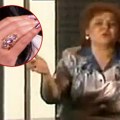 Vida Pavlović nije imala svoju decu, pa usvojila ovu pevačicu: Pokazala poklon u emisji koji joj je Vida dala: To ću čuvati…