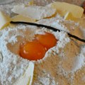 Brzi recept za sve obroke! Slani uštipci iz tiganja za 15 minuta rešavaju doručak, ručak, večeru i užinu
