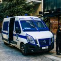Albanac proleteo kroz izlog pekare: Pomešao je komande u automobilu, stradala žena