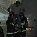 (Video, foto) stravične scene razornog nevremena u Italiji: Dve osobe poginule, ljude izvlače iz automobila, popaljeni svi…
