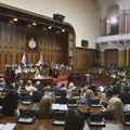 Mesto moderiranja društvenih sukoba ili "pozornica": Kako danas funkcioniše Skupština Srbije (VIDEO)