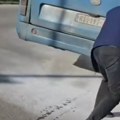 Opet goreo gradski autobus: Brza reakcija vozača sprečila veću štetu, putnici bezbedni (video)