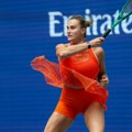 Sabalenka nastavila trijumfalan niz Njujorku: Beloruskinja posle tri seta pobedila Noskovu za plasman u polufinale Ju Es opena