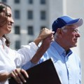 Pariz okuplja američku levicu: Sanders i Okasio-Kortez protiv milijarderskog bogatstva