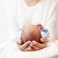Rođena beba sa 26 prstiju: Roditelji se oduševili