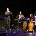 Muzika povezala balkanske i američke umetnike: U Bitefu održan koncert "OneBeat Balkans"