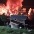Jezive slike požara u Tutinu: Plamen zapalio noćno nebo!