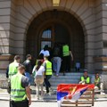 Rektorat u Nišu i dalje blokiran, pozivu studenata za sastanak odazvale se samo dve dekanke