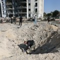 Objavljeni prvi snimci odmazde Irana: Uništene zgrade širom Izraela posle raketnog udara