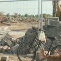Protest na Dorćolu zbog Marine: Zemlju punu teških metala deponuju kod naših zgrada, te nanočestice mogu da se razlete po…