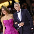 Noć za nezaborav u Veneciji: Šestominutne ovacije, vintage haljina Amal Clooney i najslađi poljubac Naomi Watts Kako da prvi…