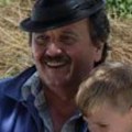 Malog Tomu iz "Selo gori, a baba se češlja" voleli su svi: Ovako danas on izgleda, Radoš podelio sliku sa njim