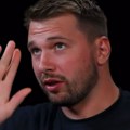 Hit! Luka Dončić zbog krilaca opsovao na srpskom, pa se vadio: "U pi..u materinu... To znači dobro jutro"