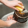 Спалили сте ручак? Не паничите Уз ове трикове уклонићете непријатан мирис загореле хране у року од пар минута!