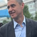 Nikezić slika i prilika skupa: "Ekonomski stručnjak" na aparatima nakon debakla na Trgu republike (foto)