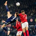 Makazice za istoriju: Mektomini na 20 funti