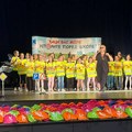 Deca iz Mladenovca naučila pravila bezbednosti u saobraćaju: Završena akcija "Đaci vas mole, usporite pored škole" (foto)