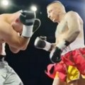 Ovako je Dušan Džakić pobedio na svom debiju u boksu: Jedan udarac, protivnik odmah pao i ostao dole...