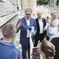 Radnici GSP-a predali zahteve, Vučić izašao da razgovara s njima: "Do srede ili četvrtka imaćete odgovor"