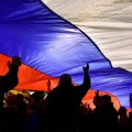 Kad već ne mogu da sačuvaju državu, Urajinci hoće da je „krste“ i ponovo postanu - Rusi