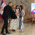Uručeno 55 subvencija majkama za kupovinu prve nekretnine po osnovu rođenja deteta