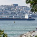 Turisti je obožavaju, a sada joj je počela sezona: Cena čuvene ribe nikad bolja, kupci navalili