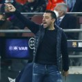 Barselona odradila veliki posao: Katalonci čuvaju trenera, Ćavi produžio ugovor sa klubom