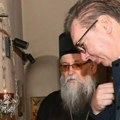 Obilazak ovakvih svetinja čuva našu tradiciju koju prenosimo budućim generacijama: Predsednik Vučić nakon posete manastiru…