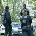Okončana potraga u Nemačkoj: Poznato stanje dečaka (2) koji je nestao u šetnji sa ocem