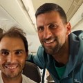 Dobro društvo u avionu - Đoković i Nadal zajedno na putu ka Americi