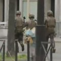 Drama u Parizu: Muškarac ušao u zgradu iranskog konzulata, preti da će se razneti (video)