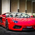 Majstorski potez: Vozač Lamborghinija oduševio publiku (VIDEO)