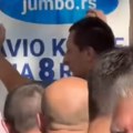 Hapšenje na Slaviji: Muškarac priveden, nasrnuo na studentkinju (video)