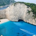 (Foto): Ne Maldivi, ne Sejšeli - najlepše ostrvo na svetu nalazi se na sat i po leta od Beograda
