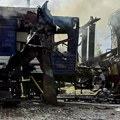 Ovako izgleda voz posle ruskog napada na železničku stanci u Ukrajini: Izveli ciljani dvostruki udar, čekali početak akcije…