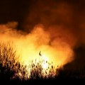 Vatra pretila da proguta sve oko sebe: Incident u Kragujevcu, zapalio se žičani kontejner
