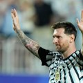 Ceo svet gledao Mesijeve suze: Argentina je povela – a njen fudbalski kralj je zaplakao /video/