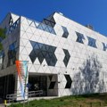 Emisija "33 godine, kao 33 obrtaja ploče" (RTV1, 19.00 i 21.30)