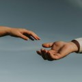 Svetski dan prevencije suicida: Kako na vreme prepoznati rizik i pružiti nekome novu nadu u život