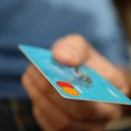 KAKO PLAĆATE NA LETOVANjU U INOSTRANSTVU Najisplativija gotovina, a devizna kartica bolja od kreditne