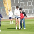 Pun stadion i navijač koji je uleteo na teren - kako je izgledao prvi trening Srbije? FOTO/VIDEO
