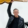 Bryan Adams objavio novi singl "Make Up Your Mind"