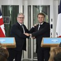 Лондон и Париз се договорили да Британија део илегалних миграната врати у Француску