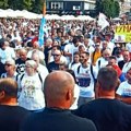 Protest u Užicu Hiljade blokiraju magistralu, traže oslobađanje devet pritvorenih sugrađana